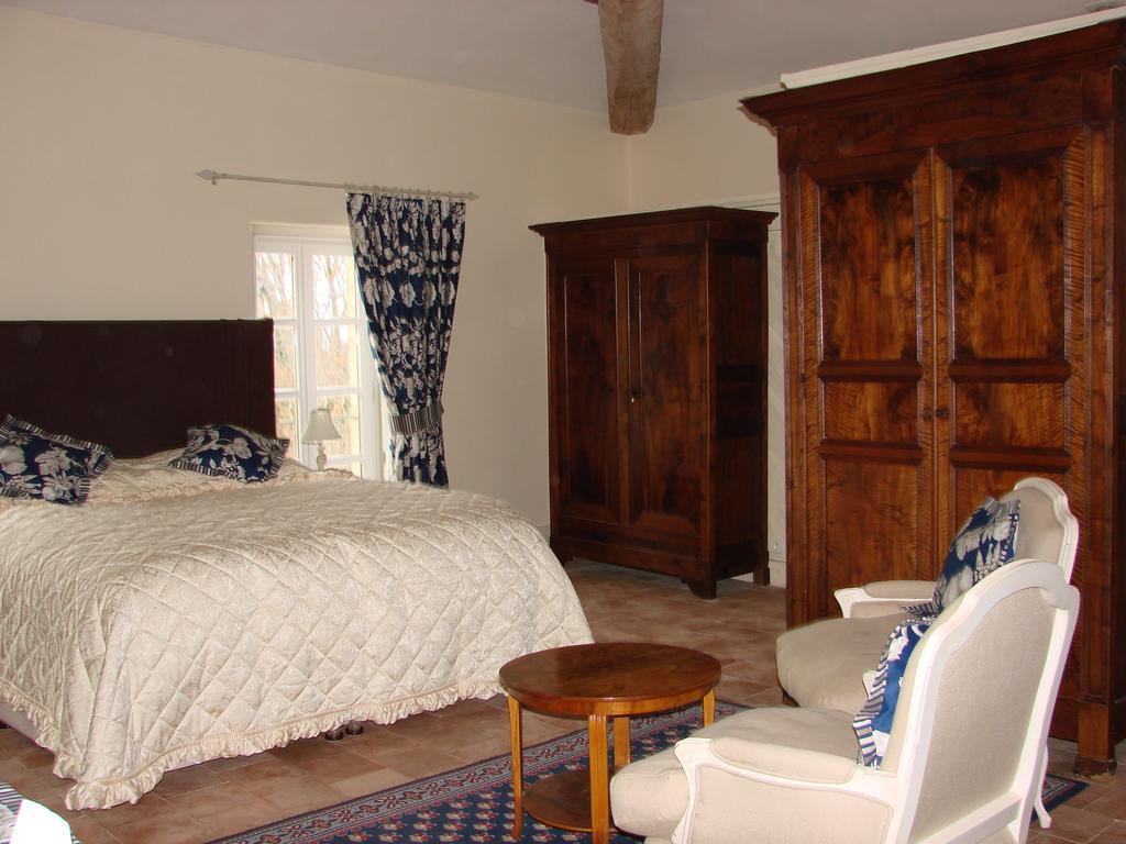 B&B Tour De Saint Anne Azille Room photo